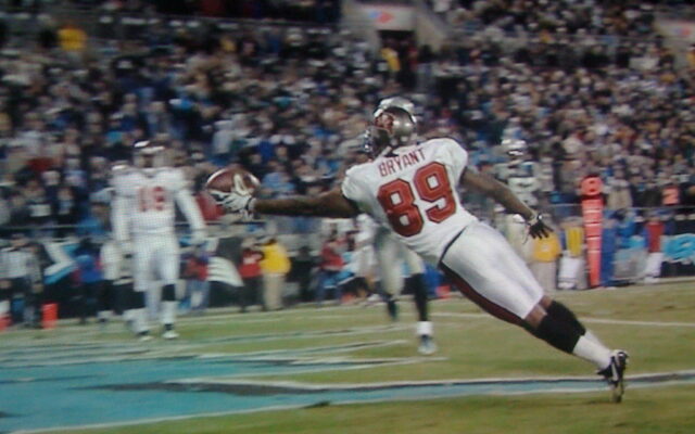 Amon-Ra St. Brown anota dos touchdowns por segundo juego consecutivo, pero los Lions caen en el duelo de jueves