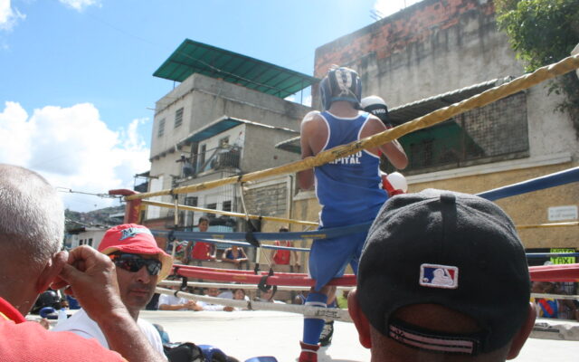 Advierten a Terence Crawford que se aleje del ring ante el peligro que representa Jaron Ennis