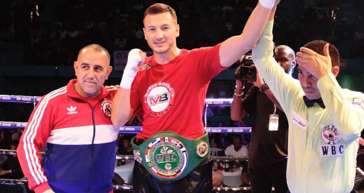Jaime Munguía podría perder el título mundial apenas cinco meses después de ganarlo